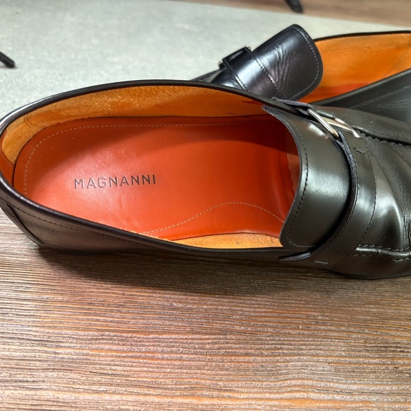 Magnanni Black Leather Slip-On Loafers - Picture 3 of 5